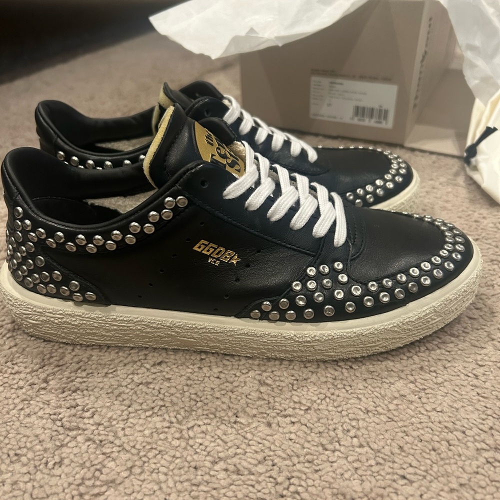 Brand New Golden Goose size 37. Silver studs.